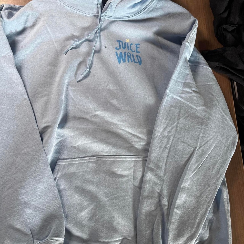 Light Blue Gildan Hoodie size XL